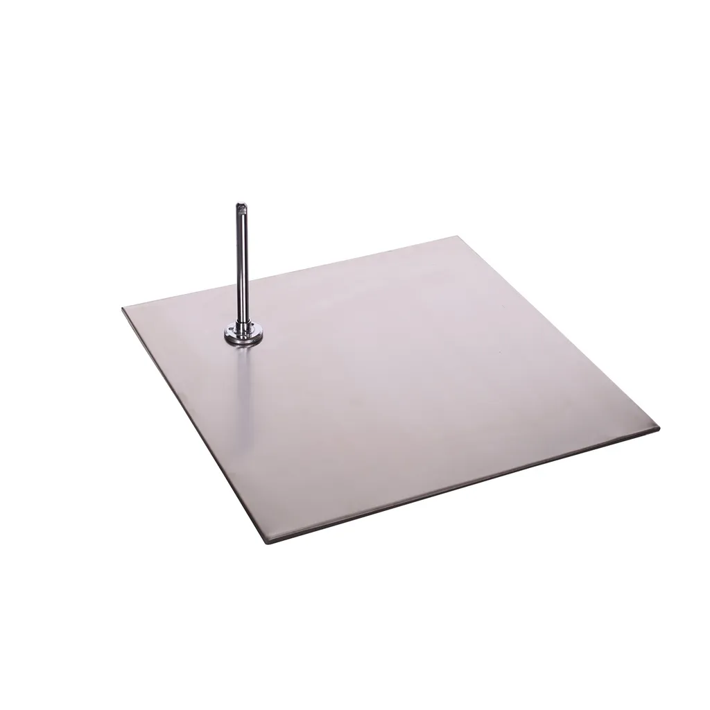 Square base for adult window mannequin