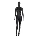 Mannequin de vitrine femme noir, avec tête abstraite, socle rond en verre, pose 8