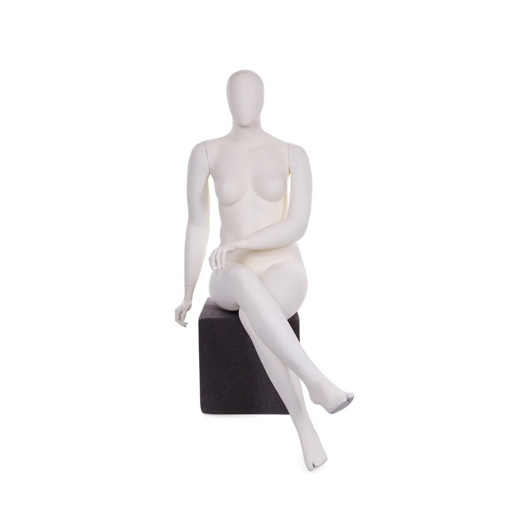 Mannequin assis femme grande taille abstrait blanc