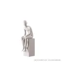 Kinder etalage mannequin, 10 jaar, met semi abstract hoofd, glazen ronde voetplaat, nude, pose 211