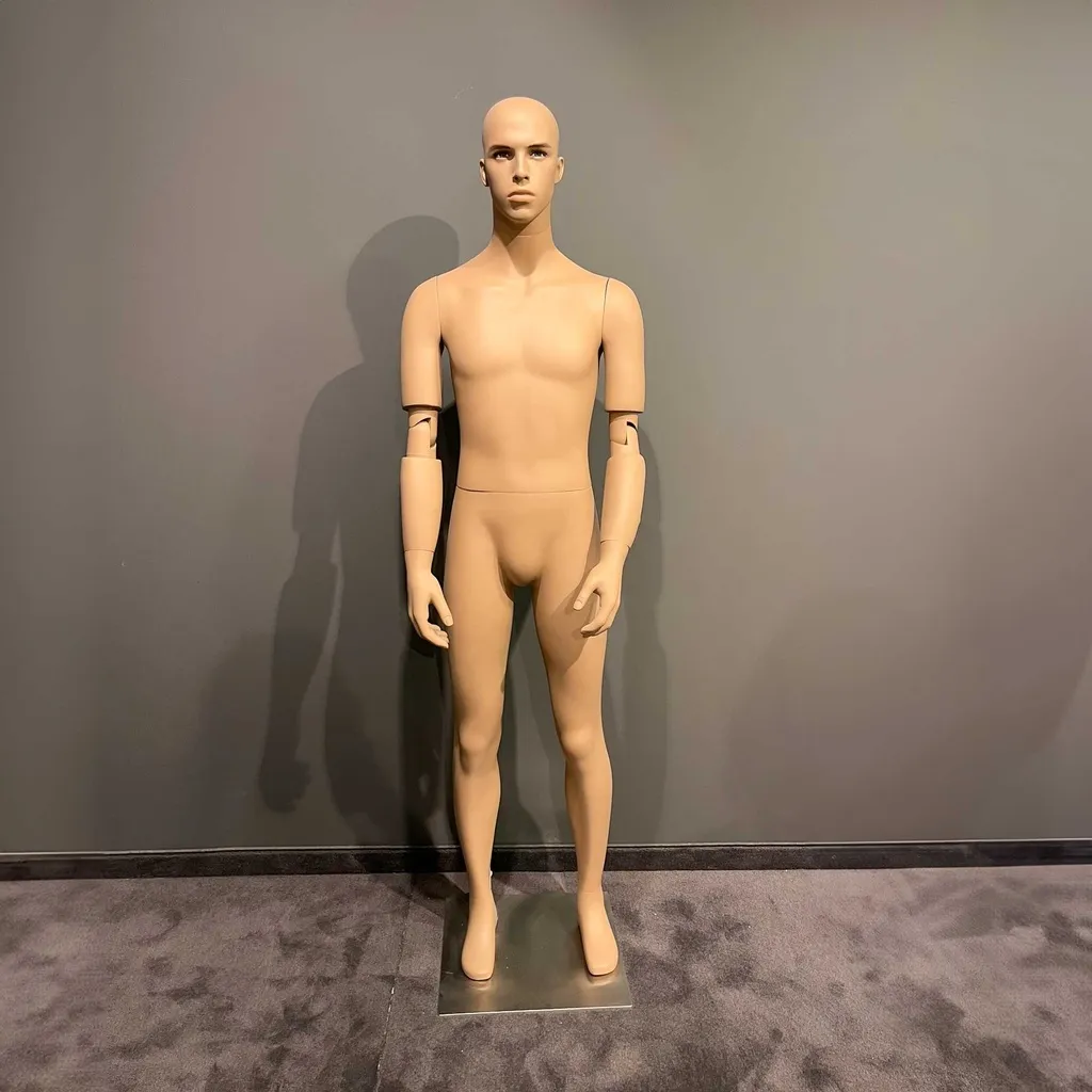 Small male mannequin, collection Museum