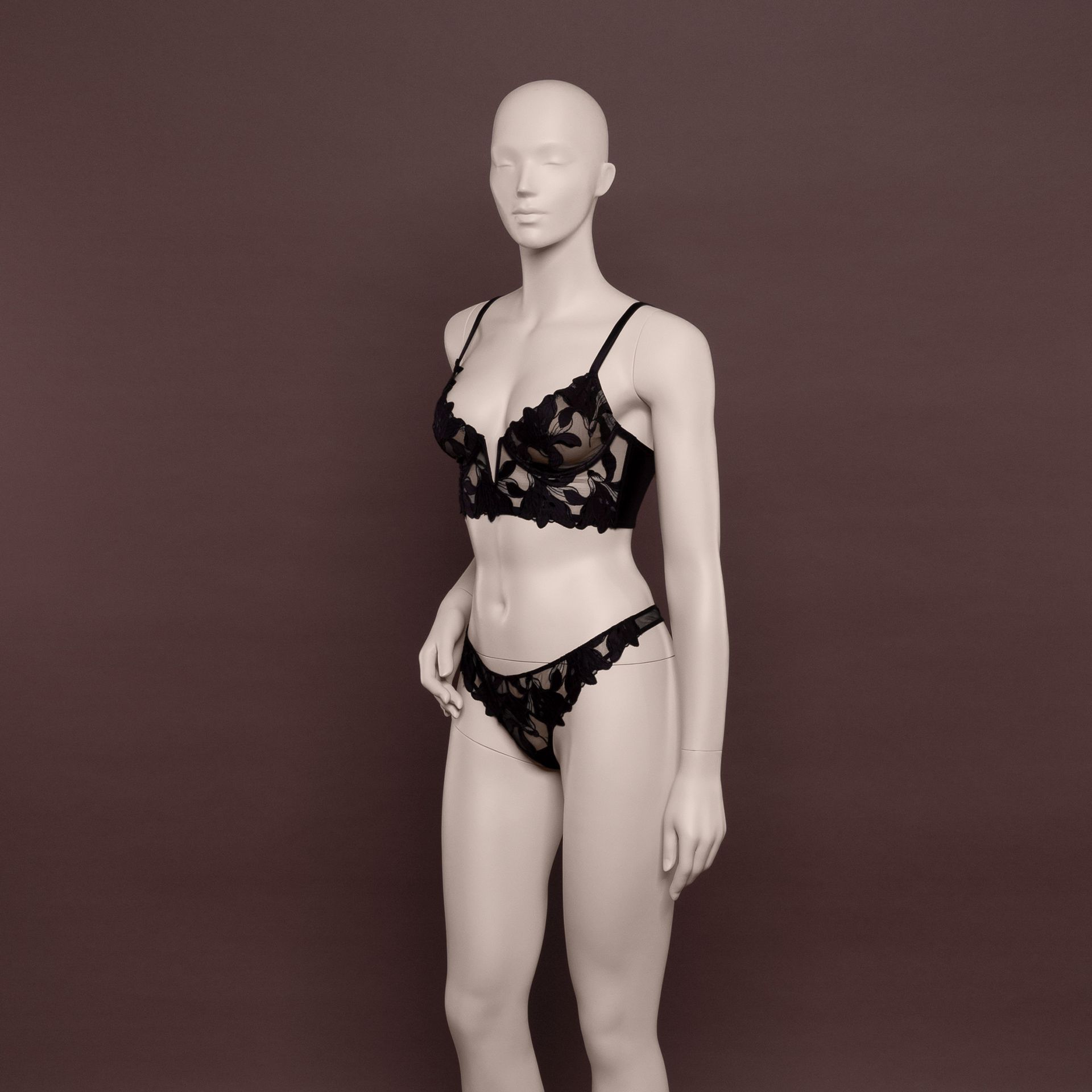 Lingerie mannequin, female, B-cup, nude skin color mat, standing pose 02B